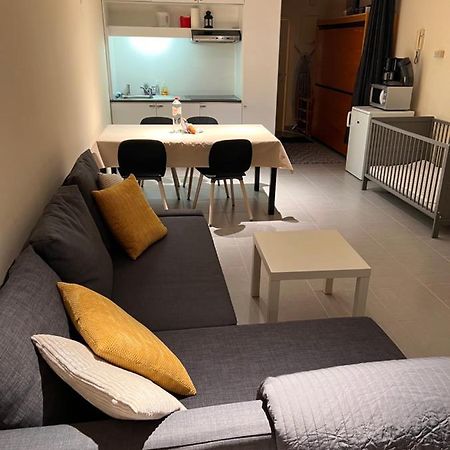 Avelie Studio ميدل كيرك المظهر الخارجي الصورة