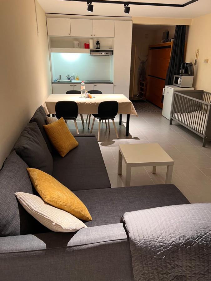 Avelie Studio ميدل كيرك المظهر الخارجي الصورة